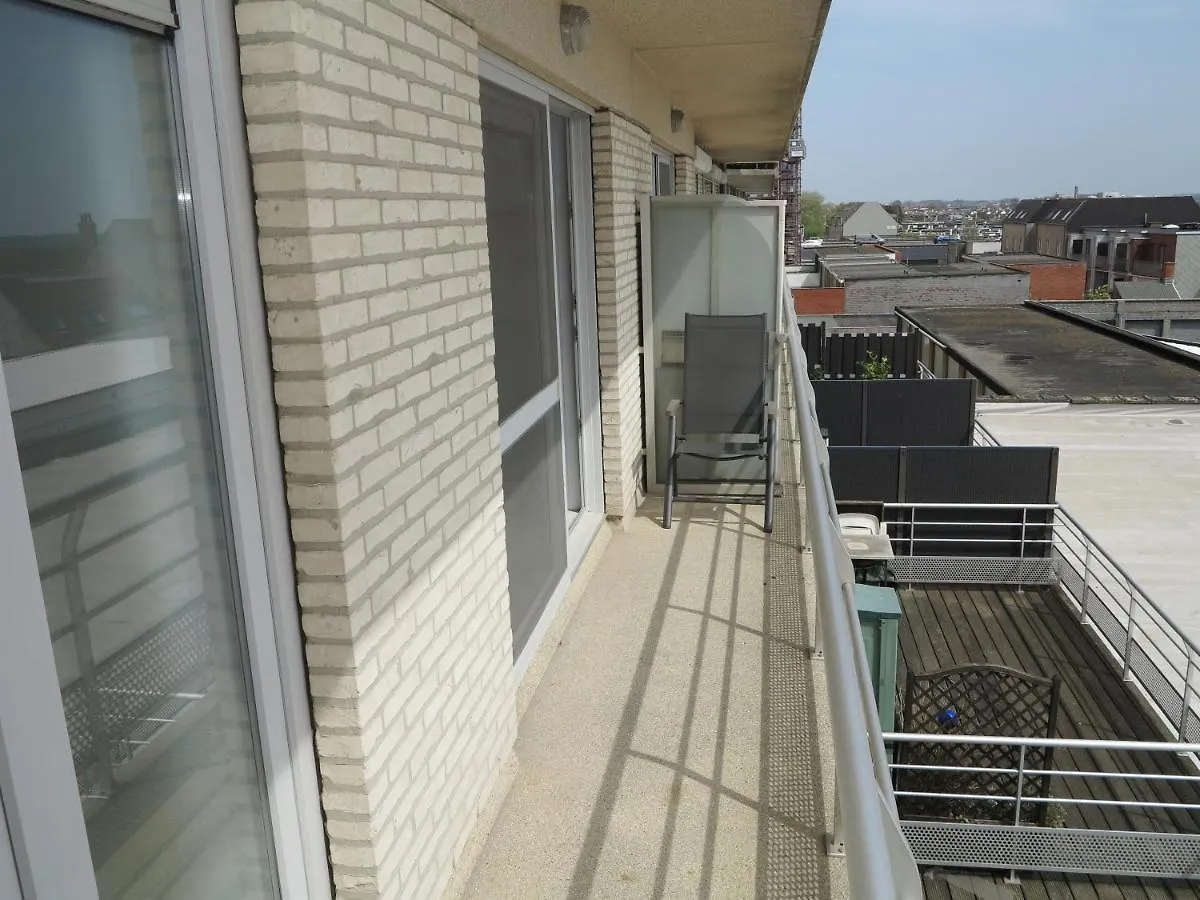 Volledig Gerenoveerd 2 Slaapkamer Appartement In Westende-Bad, 250 M Van Het Strand Apartment Westende-Bad